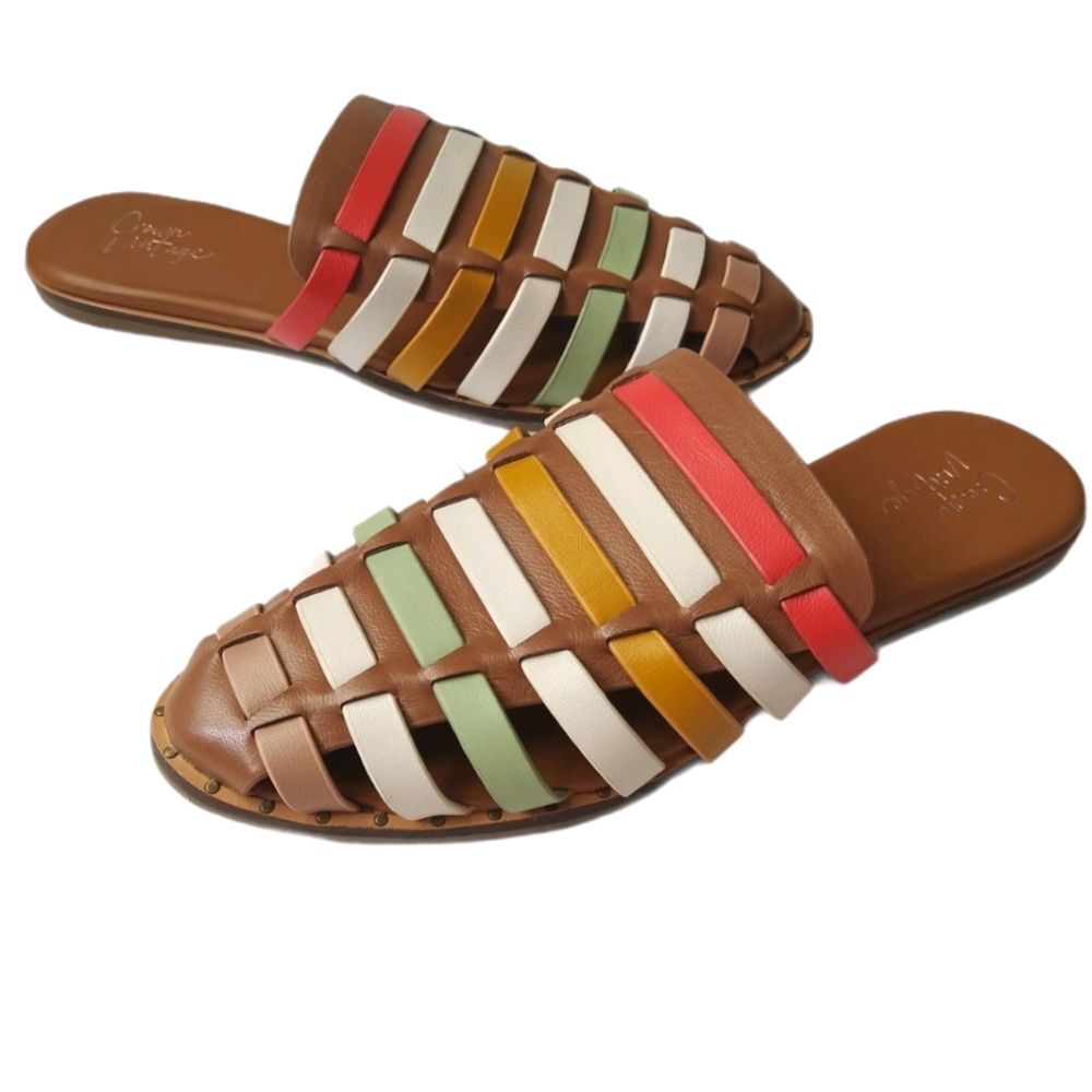 NWOT Crown Vintage Leather Mules Sandals